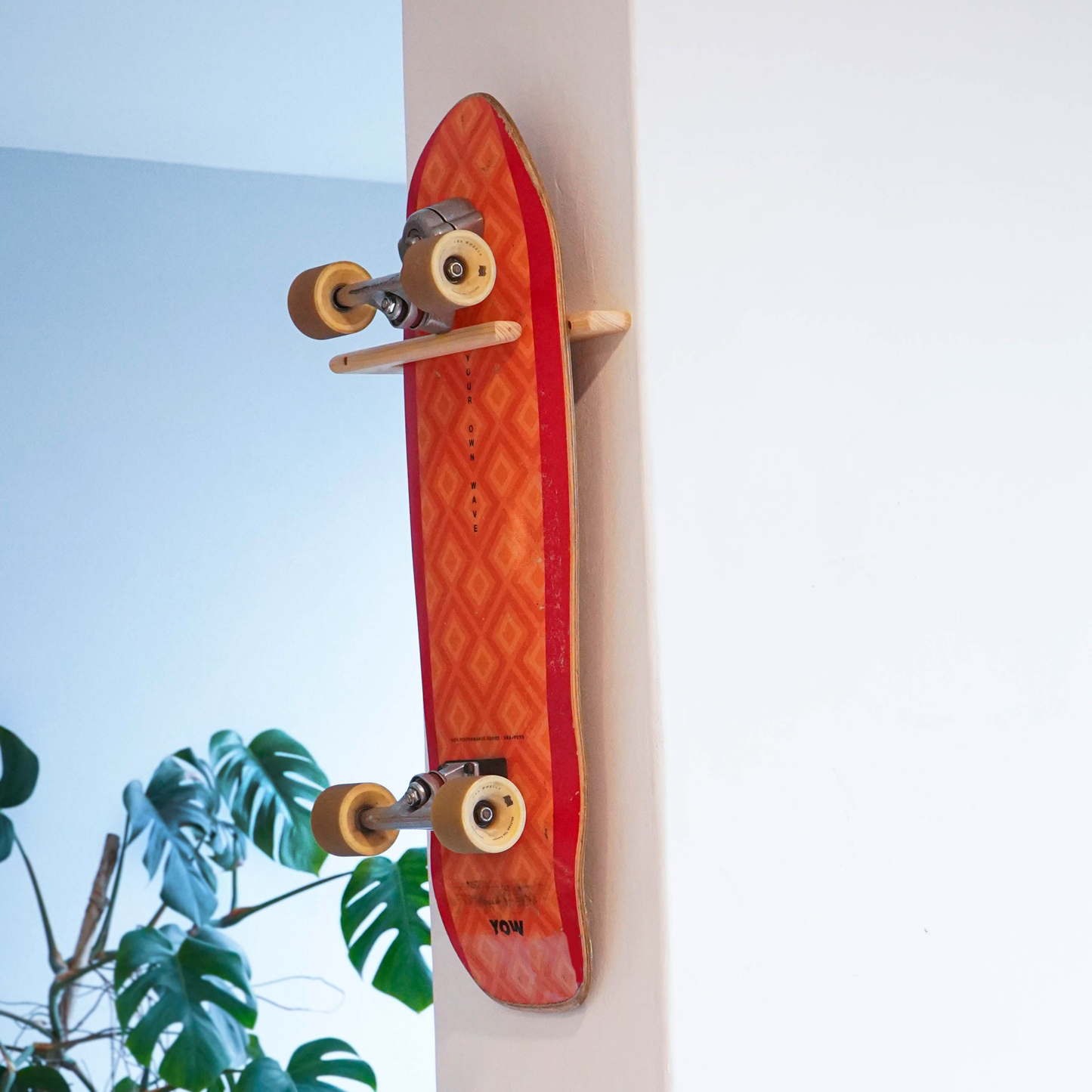 PARADISE SKATEBOARD WALL MOUNT